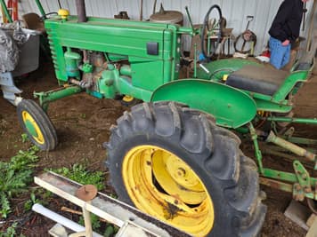 Main image John Deere M